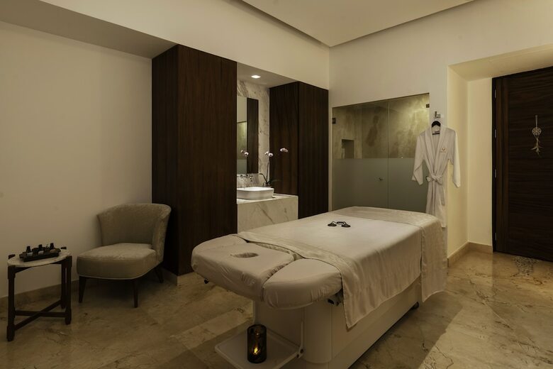 Hotel Le Blanc Spa Resort All Inclusive Adults Only