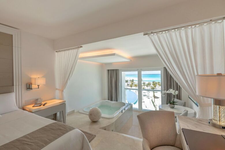 Hotel Le Blanc Spa Resort All Inclusive Adults Only