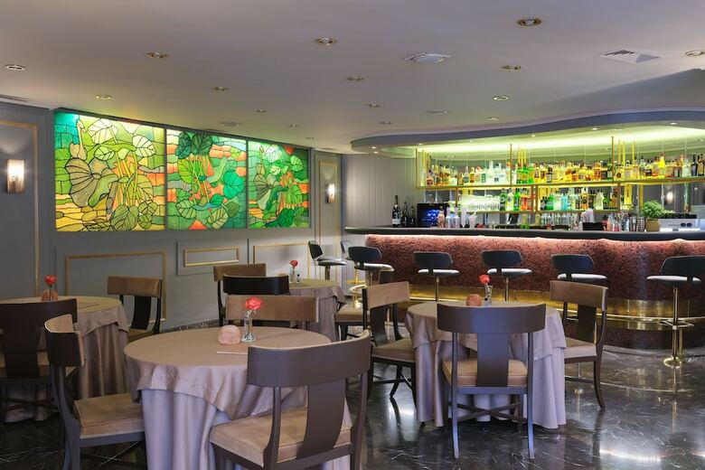 Best Western Ilisia Hotel