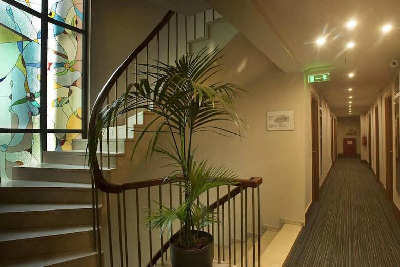 Best Western Ilisia Hotel