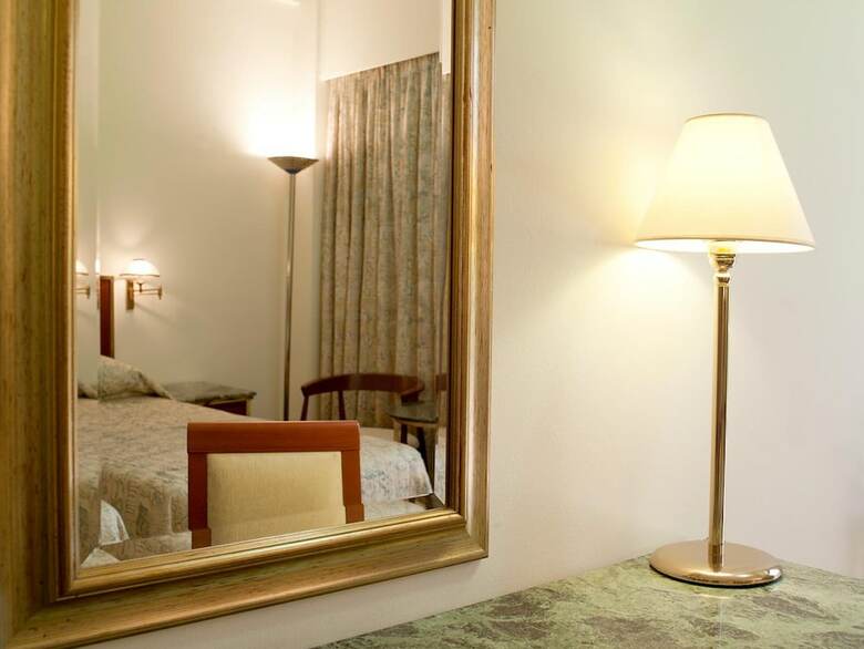 Best Western Ilisia Hotel