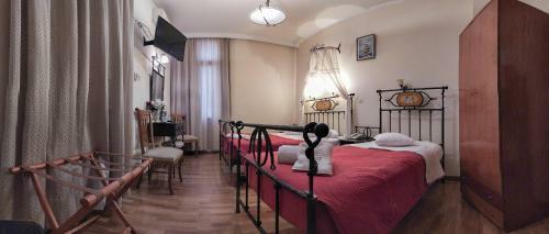 Hotel Cecil