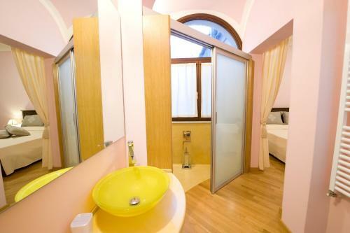 Hostal Piazza Azuni 18