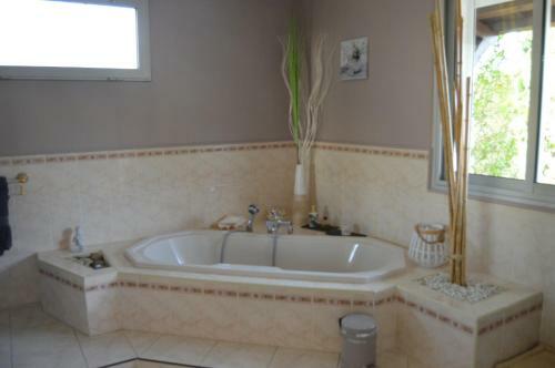 Bed & Breakfast Mas Lou Souleil