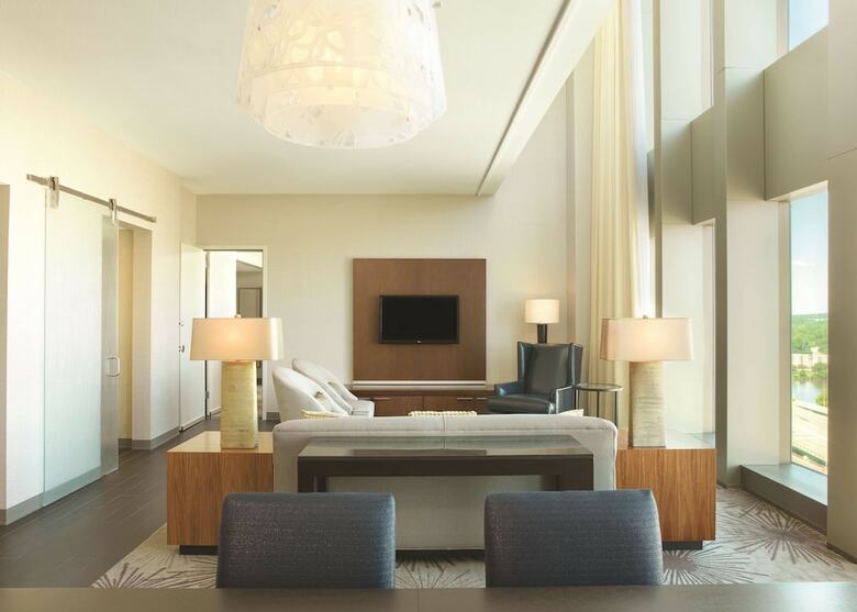 Doubletree By Hilton Hotel Cedar Rapids Convention Complex