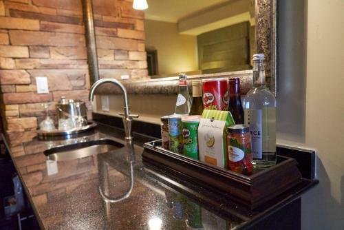 La Bellasera Hotel & Suites