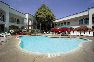 Hotel Oxford Suites Pismo Beach