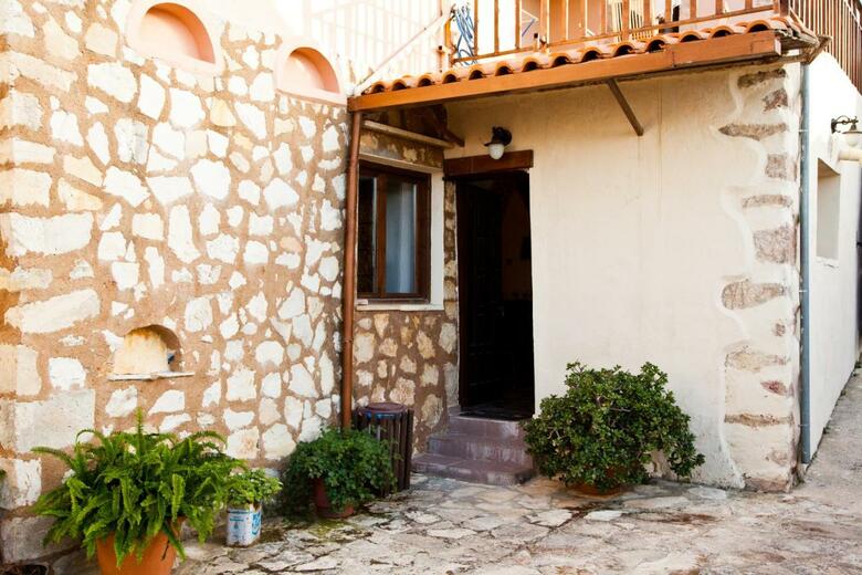 Tsivaras Villas