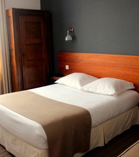 Hotel H�tel De France - Restaurant L'insolite
