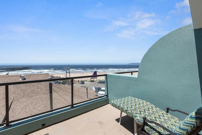 Hotel Beach House Inn & Suites