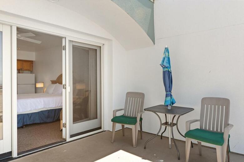 Hotel Beach House Inn & Suites
