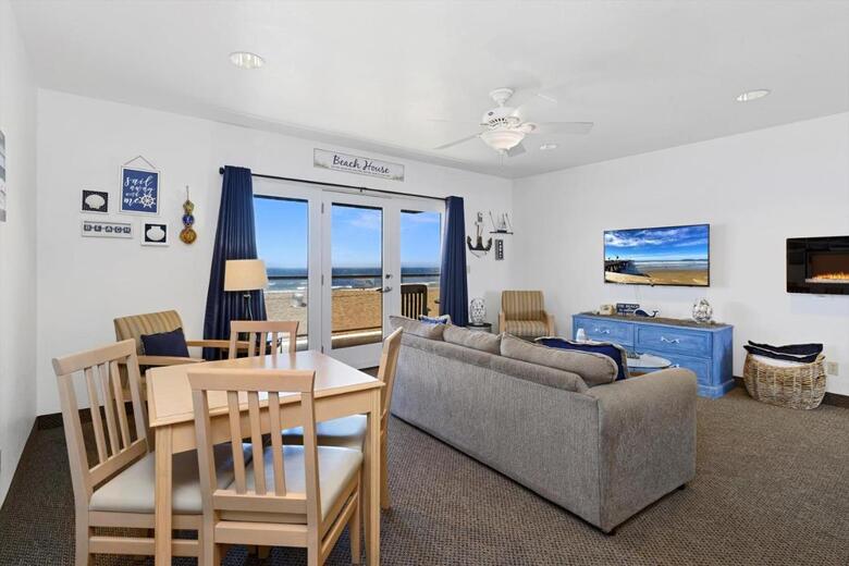 Hotel Beach House Inn & Suites