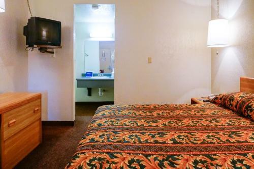 Ez 8 Motel San Jose II