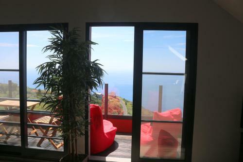 Hostal Madeira Native Motion Guest House