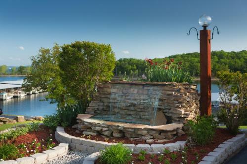 Hotel Branson Yacht Club