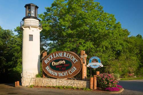 Hotel Branson Yacht Club