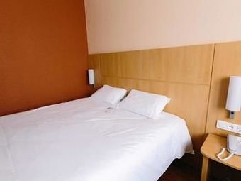 Hotel Ibis Alen�on