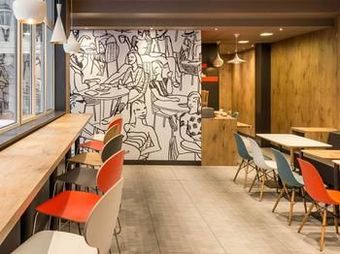 Hotel Ibis Levallois Perret