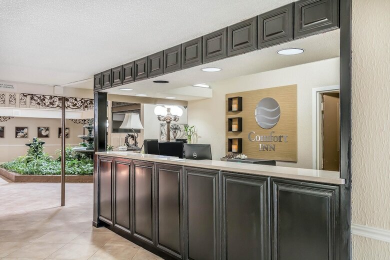 Hotel Oglethorpe Inn & Suites