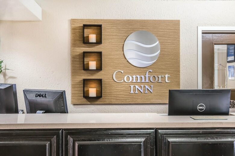 Hotel Oglethorpe Inn & Suites