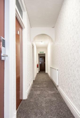 Bed & Breakfast Trivelles Seaview Blackpool