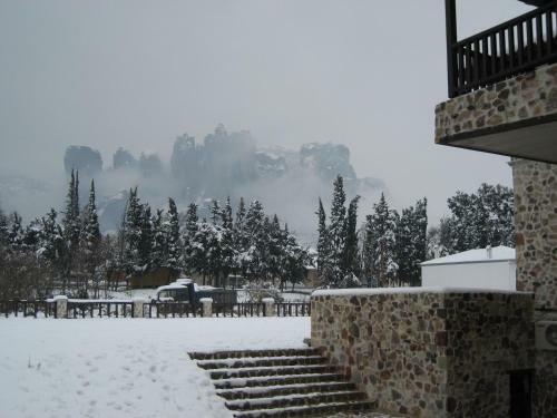 Hostal Monastiri Guesthouse