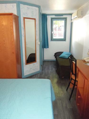 Aix Hotel
