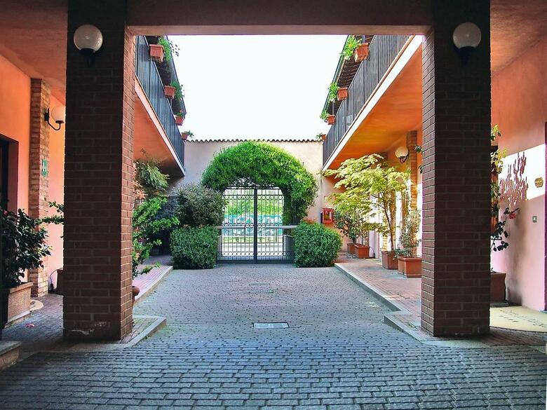 Ca Bianca Hotel Corte Del Naviglio