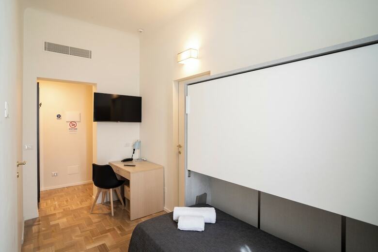 Hotel Bed & Bed In Milano