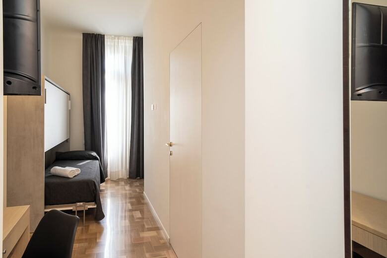 Hotel Bed & Bed In Milano