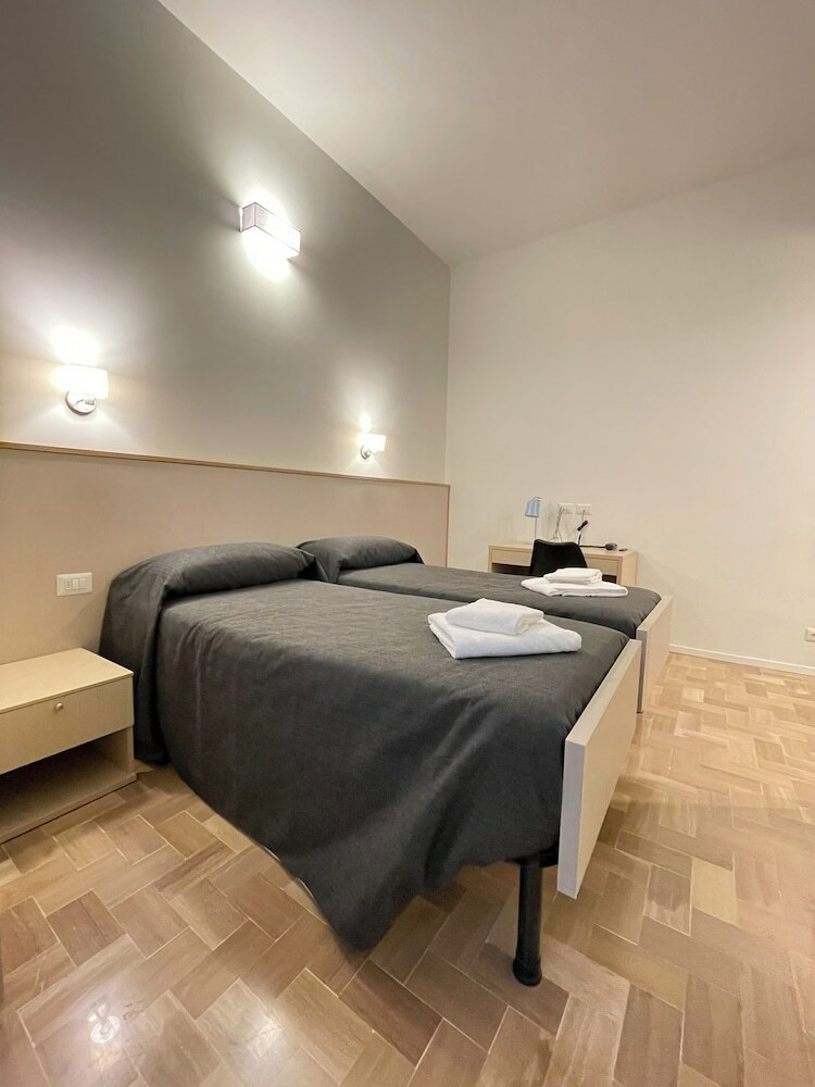 Hotel Bed & Bed In Milano