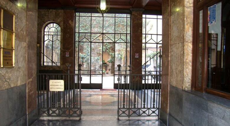 Hotel Central Station