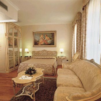 Andreola Central Hotel