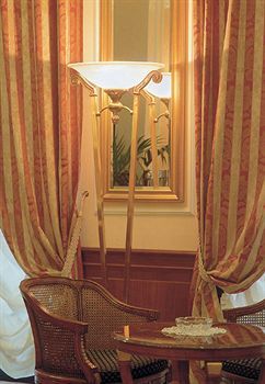 Andreola Central Hotel