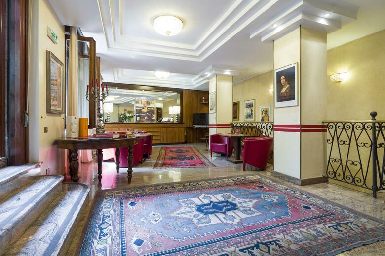 Hotel Carrobbio