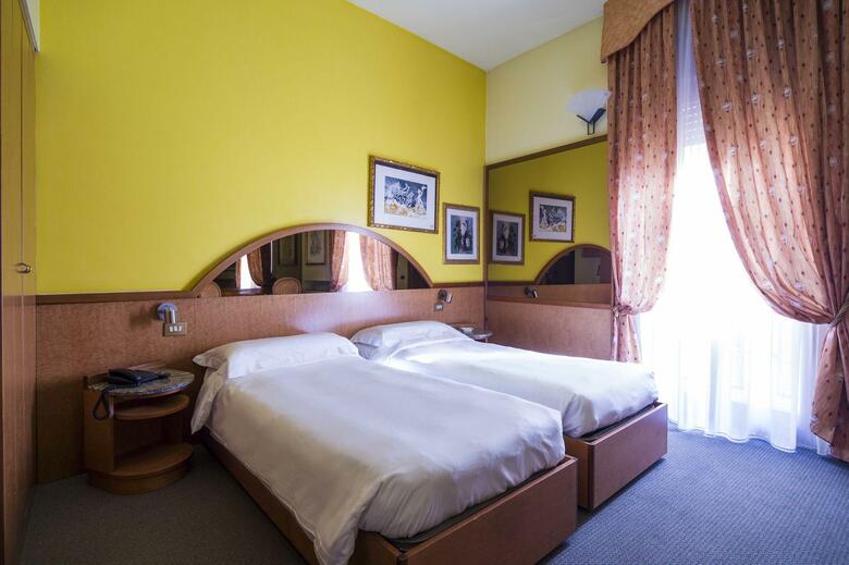 Hotel Carrobbio
