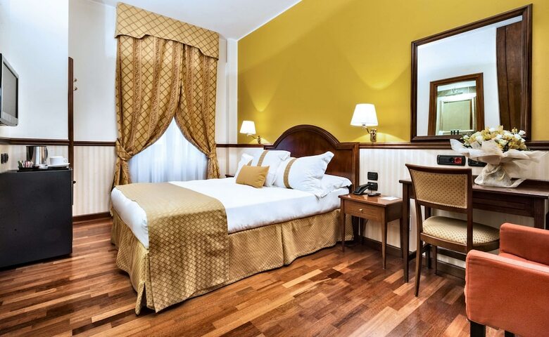 Worldhotel Casati 18