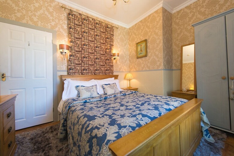 Victoria House B&B