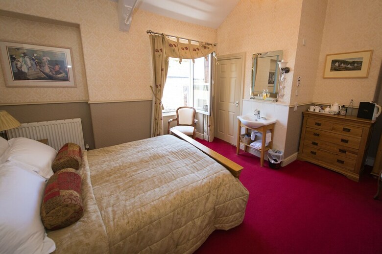 Victoria House B&B