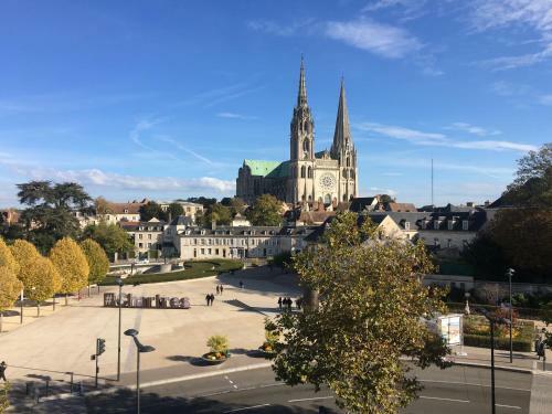 H�tel Le Boeuf Couronn� Chartres - Logis Hotels