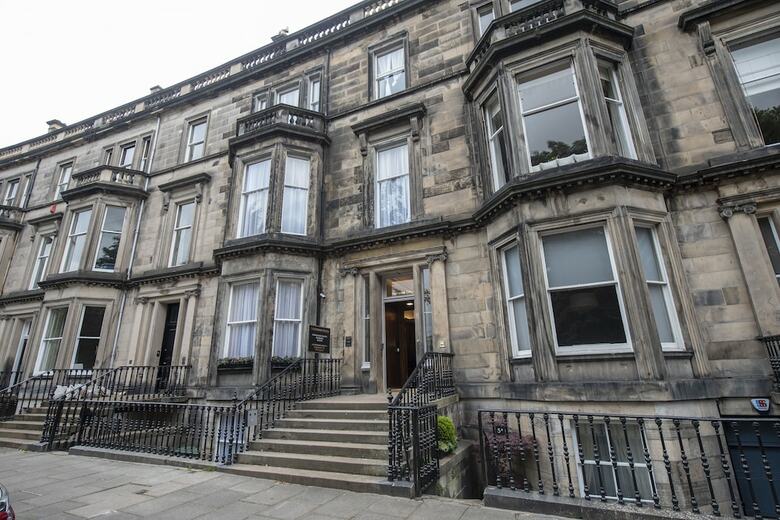 Hotel Grosvenor Suites
