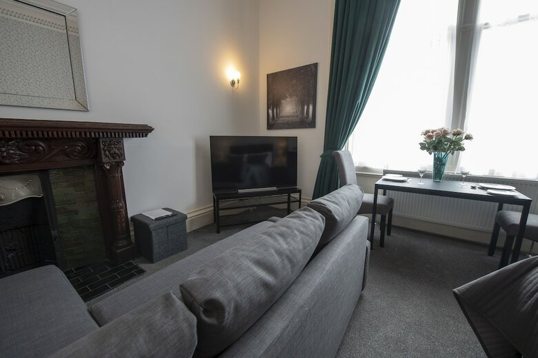 Hotel Grosvenor Suites