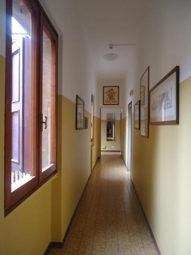 Albergue Protezione Della Giovane