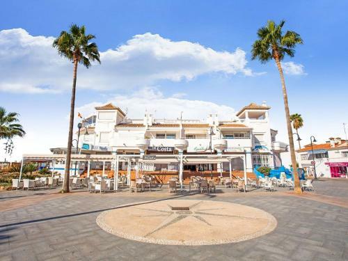 Comfortable Holiday Home Close To The Beach In La Cala De Mijas