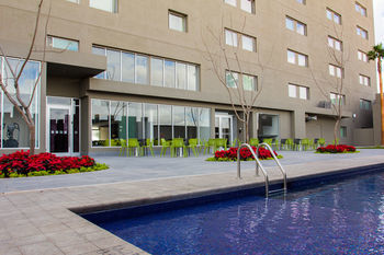 Holiday Inn Express Hotel & Suites Hermosillo