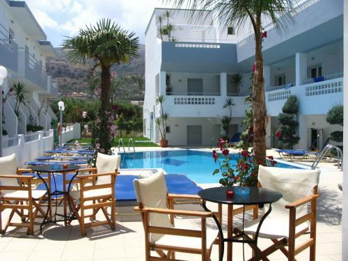 Apartamentos Emerald Hotel