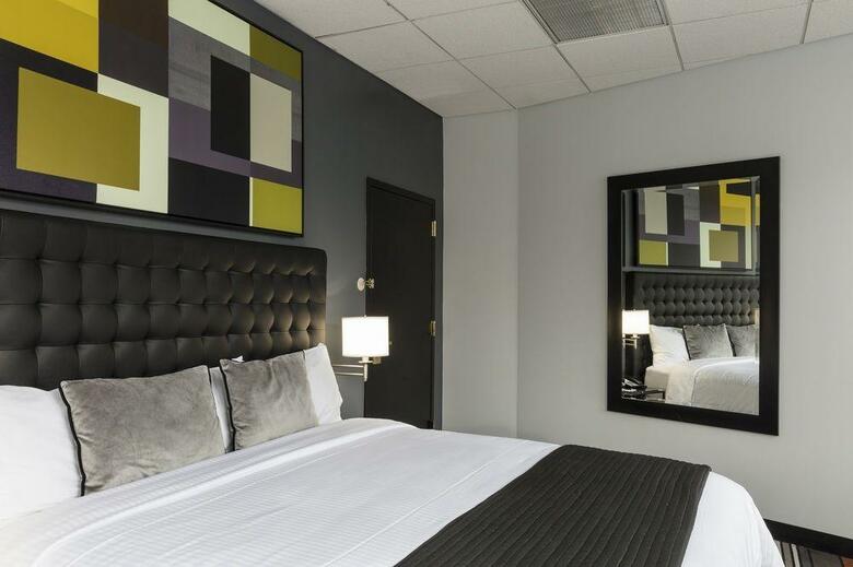 Broadway Plaza Hotel
