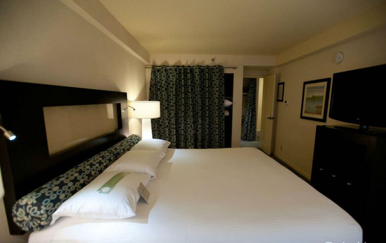 Gardens Suites Hotel By Affinia