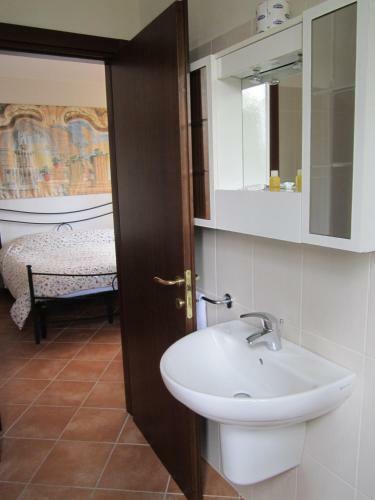 Apartamento Madonna Del Poggio Cav