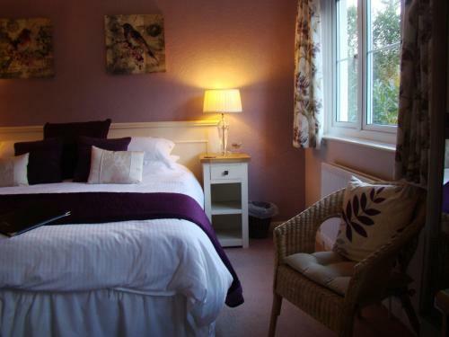 Hostal Pine Lodge